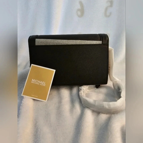 NWT Michael Kors large full flap chain crossbody - Picture 8 of 13